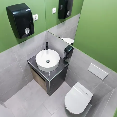 بيت شباب Cool , سبليت